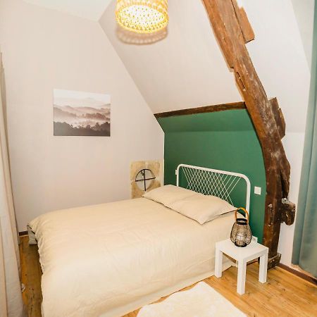 Nid Douillet La Cour Du Dauphin, Vue Cathedrale Imprenable Apartment Laon Exterior photo