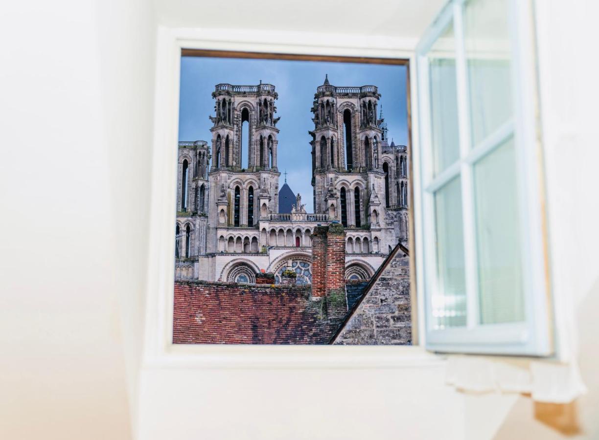 Nid Douillet La Cour Du Dauphin, Vue Cathedrale Imprenable Apartment Laon Exterior photo