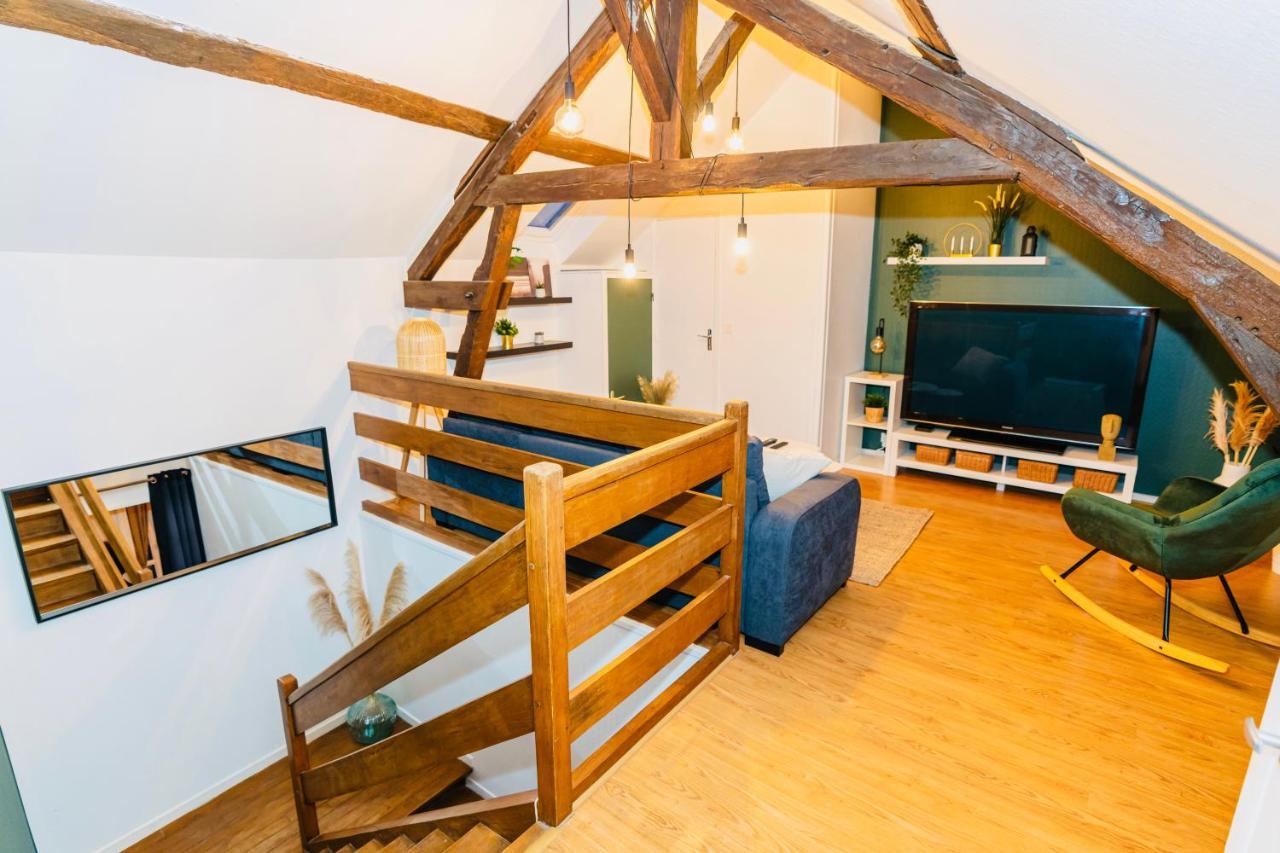 Nid Douillet La Cour Du Dauphin, Vue Cathedrale Imprenable Apartment Laon Exterior photo