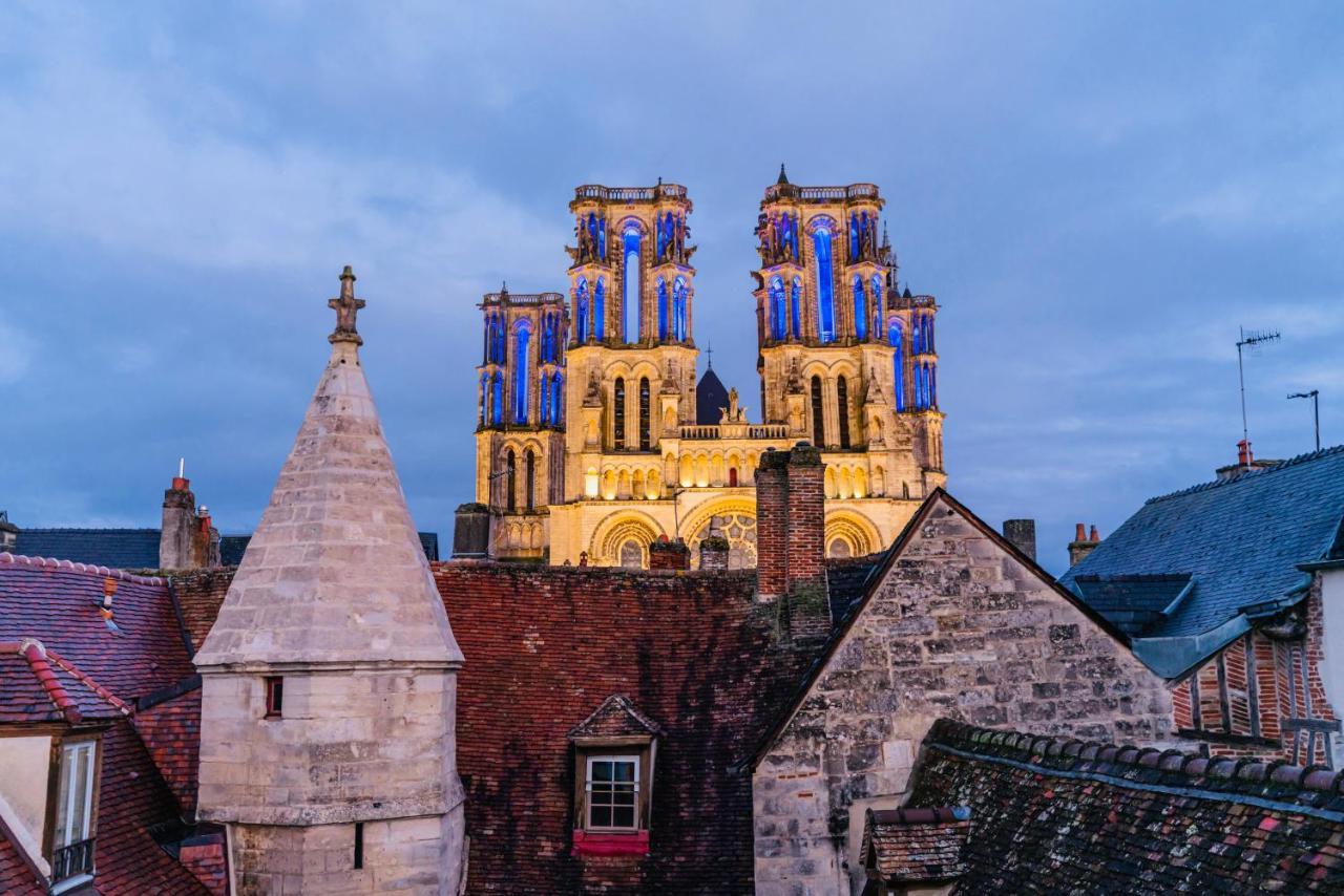 Nid Douillet La Cour Du Dauphin, Vue Cathedrale Imprenable Apartment Laon Exterior photo